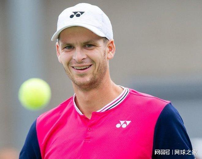 仅充满悬念 仅充满悬念